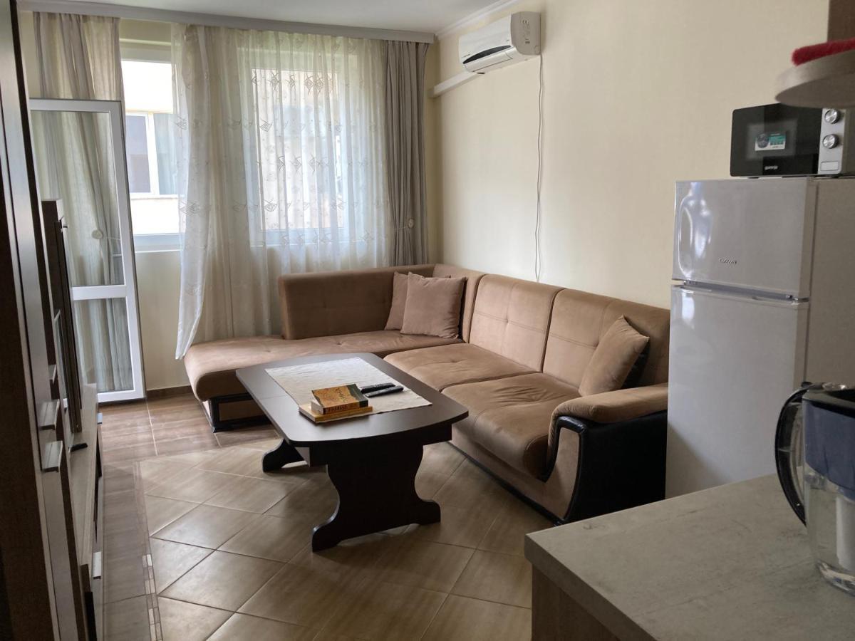 Апартамент Даскала С Паркомясто Burgas Exterior foto